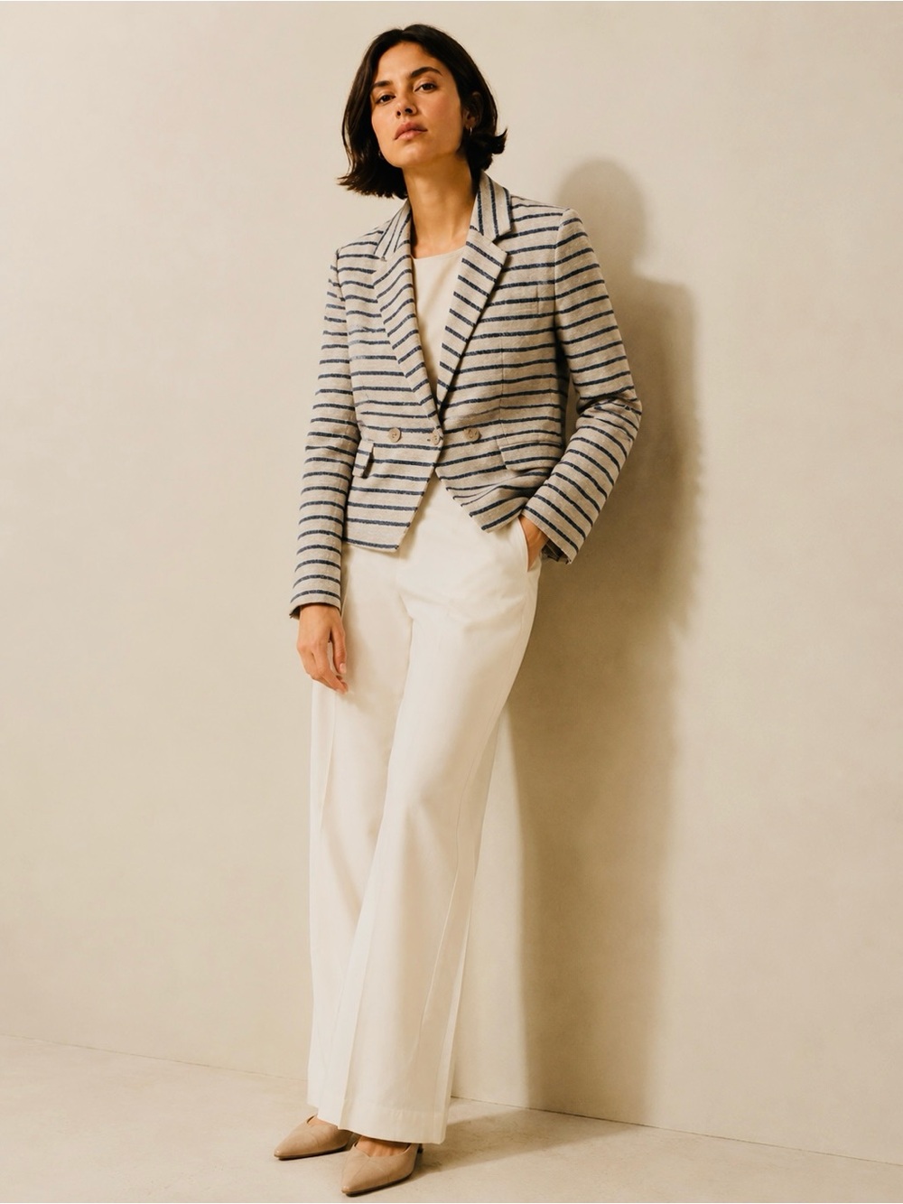 Judith & Charles Tan Linen Blazer Size 6